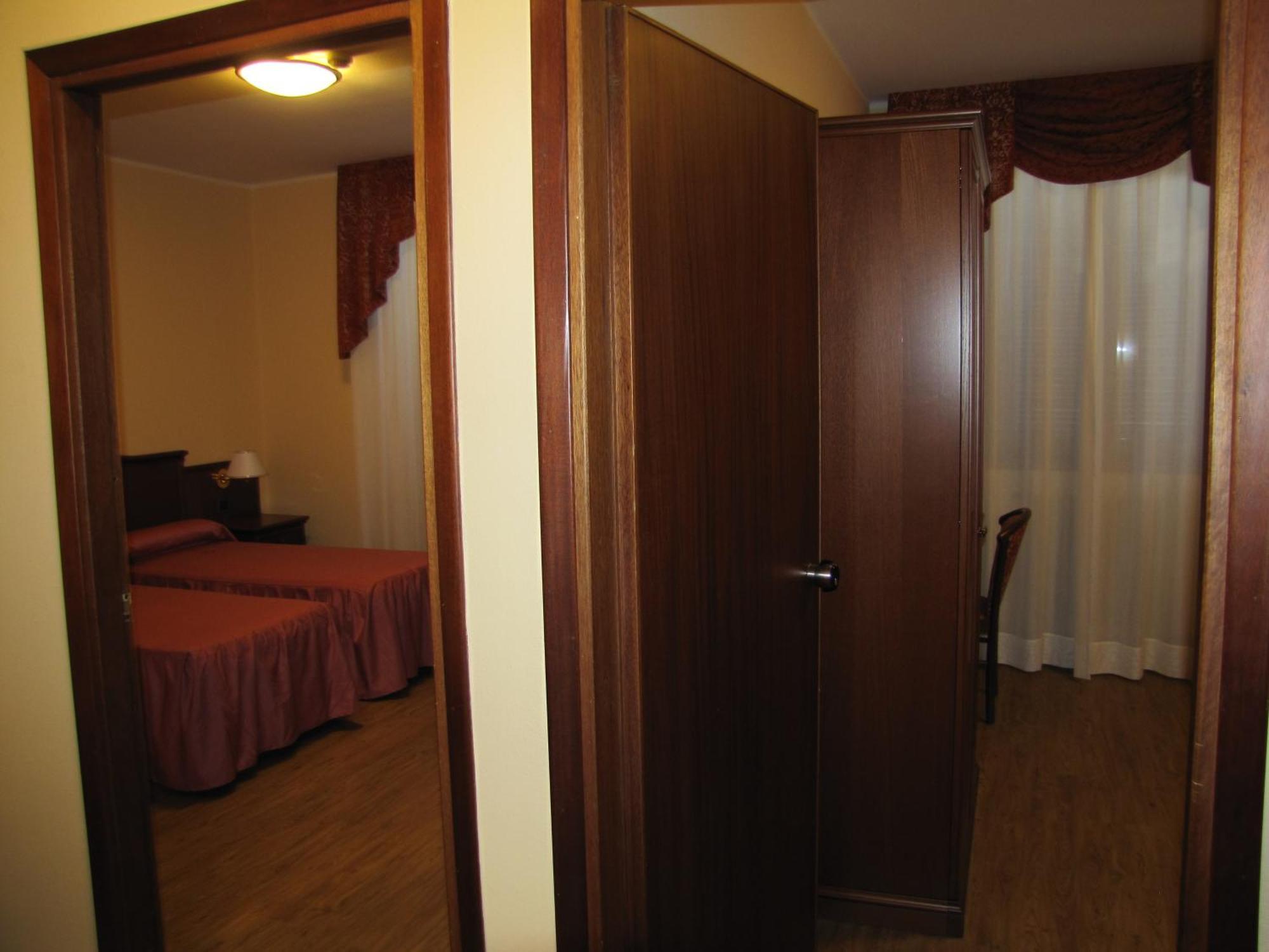 Hotel Ristorante Combolo Тельо Екстериор снимка